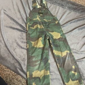 Toddler boys camo liberty overalls